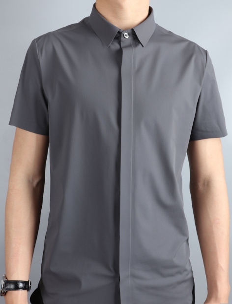 定制襯衣不同材質的優(yōu)點和缺點的介紹